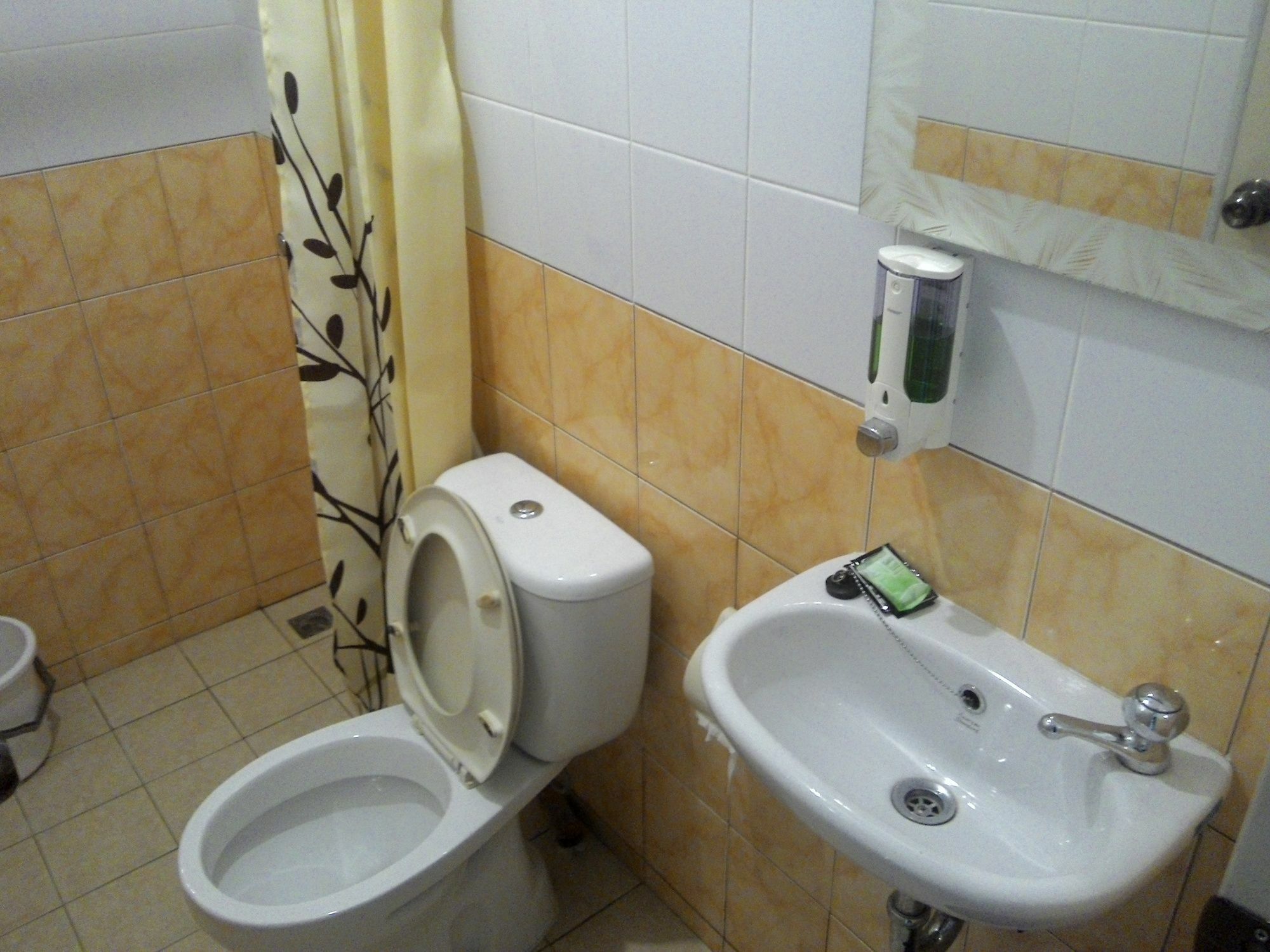 Kantos Guest House Jakarta Ngoại thất bức ảnh
